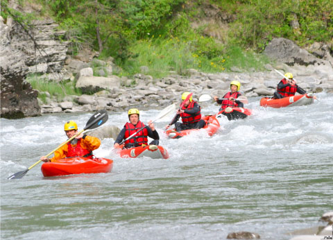 5 kayaks sur la Durance